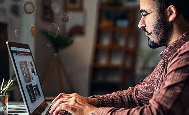 كيف تربح من تصميم المواقع في 2025: دليلك الشامل للمبتدئين والخبراء